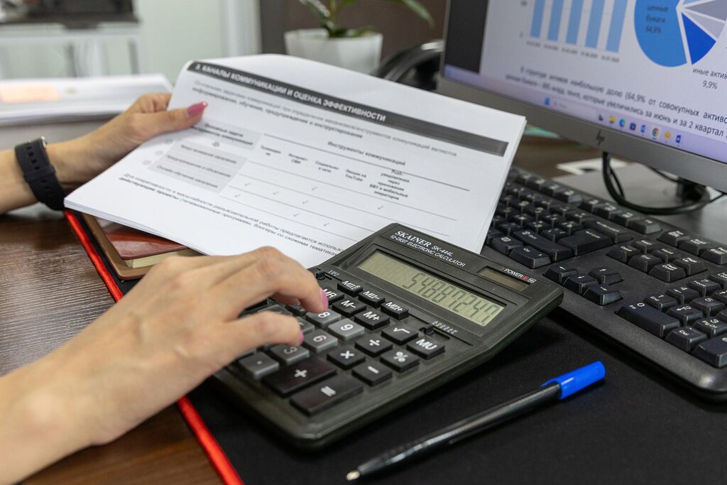 Analiza cash flow i przepływów pieniężnych w firmie